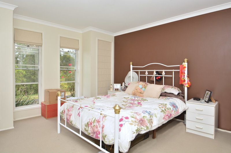 Photo - 24 Billabong Drive, Cameron Park NSW 2285 - Image 9