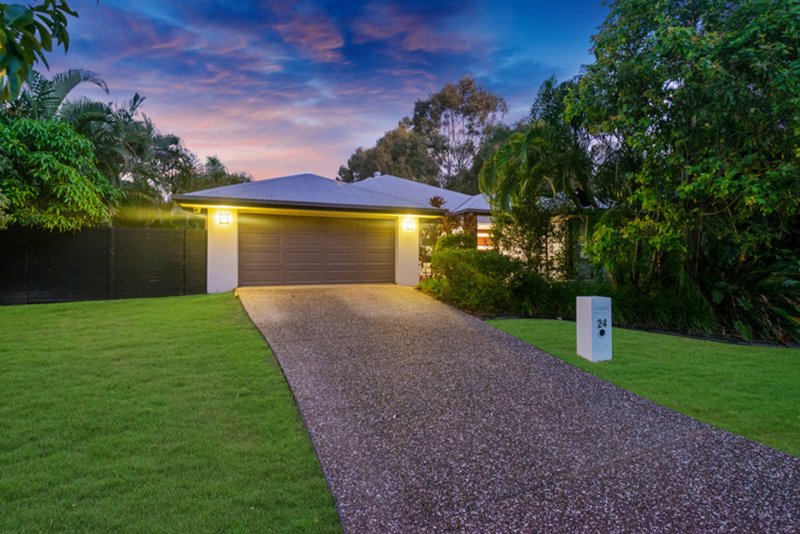 Photo - 24 Boambillee Drive, Coomera Waters QLD 4209 - Image 11