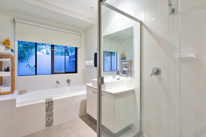 Photo - 24 Boambillee Drive, Coomera Waters QLD 4209 - Image 17