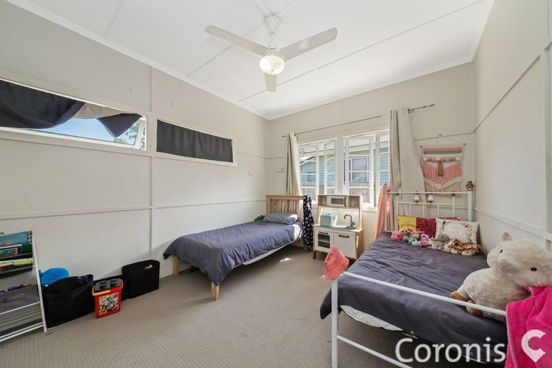 Photo - 24 Booker Street, Keperra QLD 4054 - Image 3