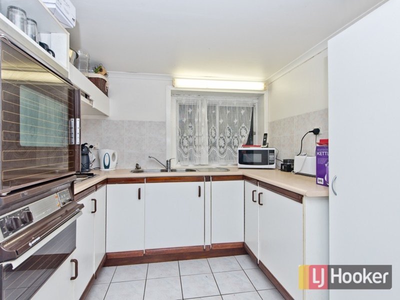 Photo - 24 Boona Street, Petrie QLD 4502 - Image 7