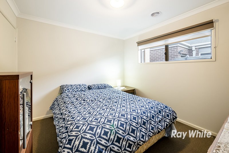 Photo - 24 Boonwurrung Street, Cranbourne East VIC 3977 - Image 9