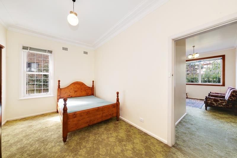 Photo - 2/4 Botany Street, Randwick NSW 2031 - Image 3