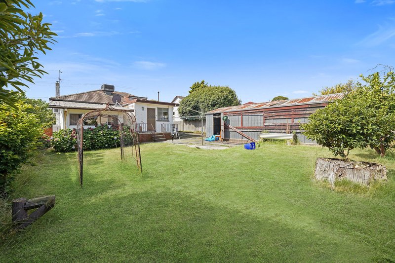 Photo - 24 Bottlebrush Drive, Doveton VIC 3177 - Image 9