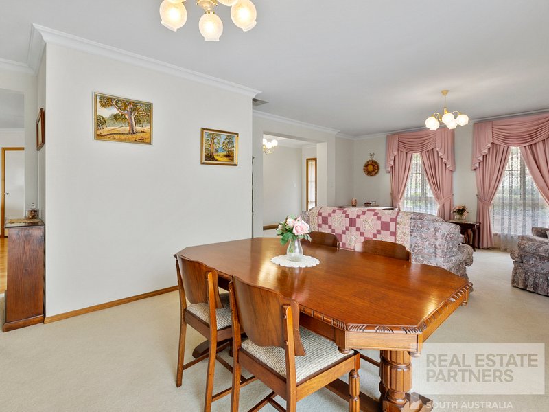 Photo - 24 Bradbrook Road, Athelstone SA 5076 - Image 10