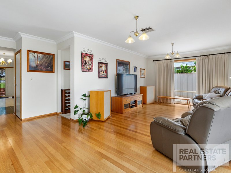 Photo - 24 Bradbrook Road, Athelstone SA 5076 - Image 11