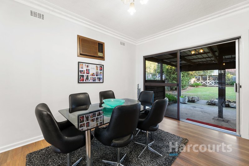 Photo - 24 Brazeel Street, Blackburn South VIC 3130 - Image 5