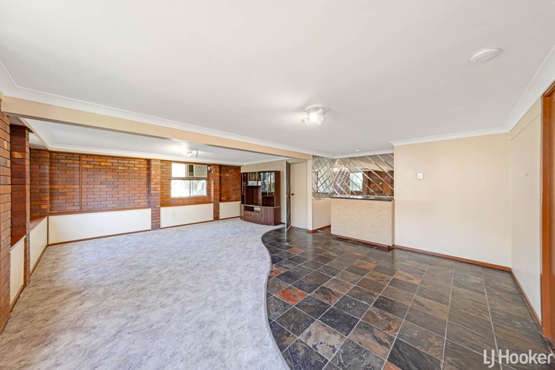 Photo - 24 Brazil Street, Norman Gardens QLD 4701 - Image 2