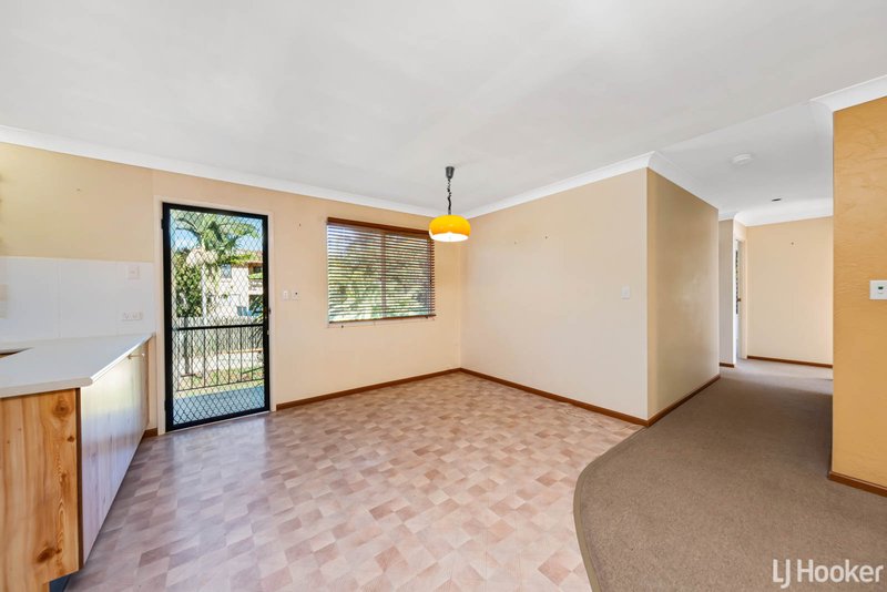 Photo - 24 Brazil Street, Norman Gardens QLD 4701 - Image 10