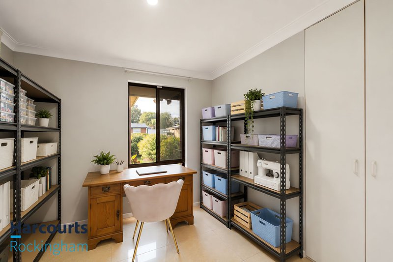 Photo - 24 Breaden Drive, Cooloongup WA 6168 - Image 4