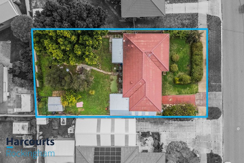 Photo - 24 Breaden Drive, Cooloongup WA 6168 - Image 8