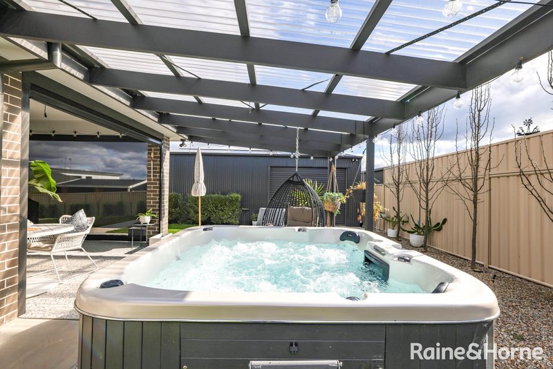 Photo - 24 Brennan Drive, Kelso NSW 2795 - Image 29