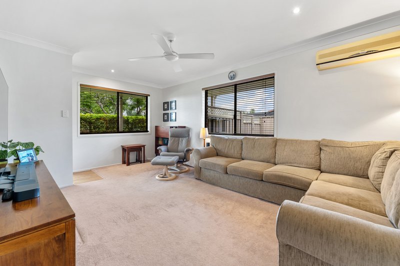 Photo - 24 Brentwood Drive, Daisy Hill QLD 4127 - Image 6