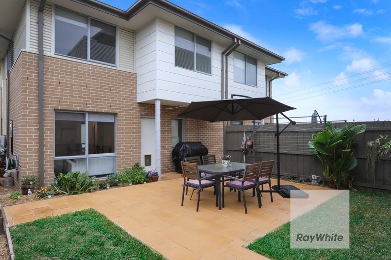 Photo - 24 Brightside Walk, Westmeadows VIC 3049 - Image 14