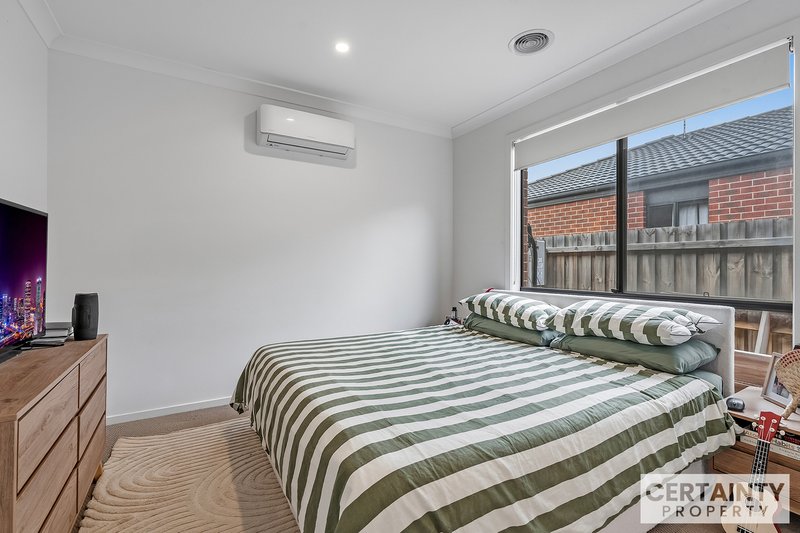 Photo - 24 Broberg Street, Wyndham Vale VIC 3024 - Image 10