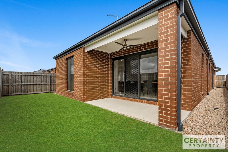 Photo - 24 Broberg Street, Wyndham Vale VIC 3024 - Image 17