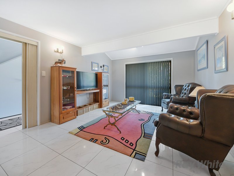 Photo - 24 Bronwyn Street, Bracken Ridge QLD 4017 - Image 7