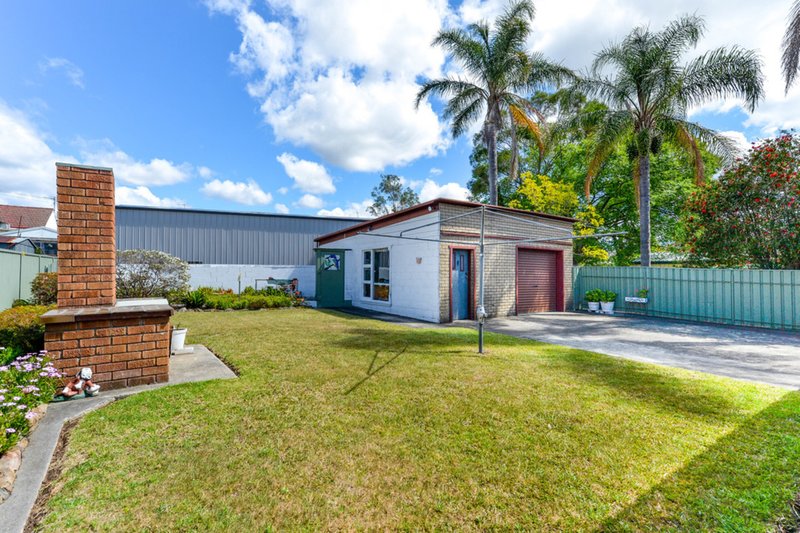 Photo - 24 Brook Street, Dapto NSW 2530 - Image 11