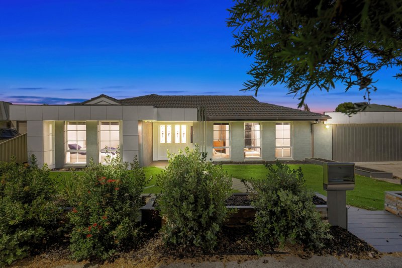 24 Buckland Crescent, Epping VIC 3076