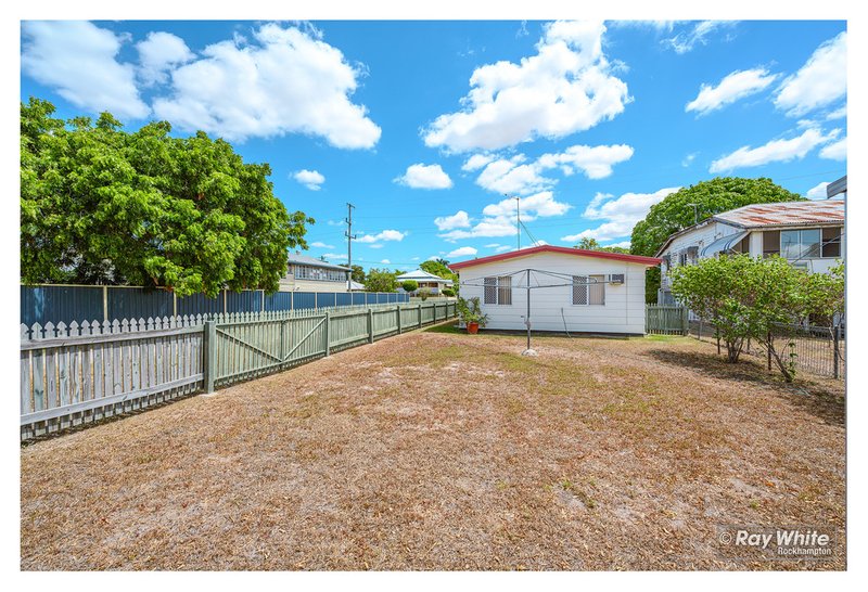 Photo - 24 Buckle Street, Park Avenue QLD 4701 - Image 6