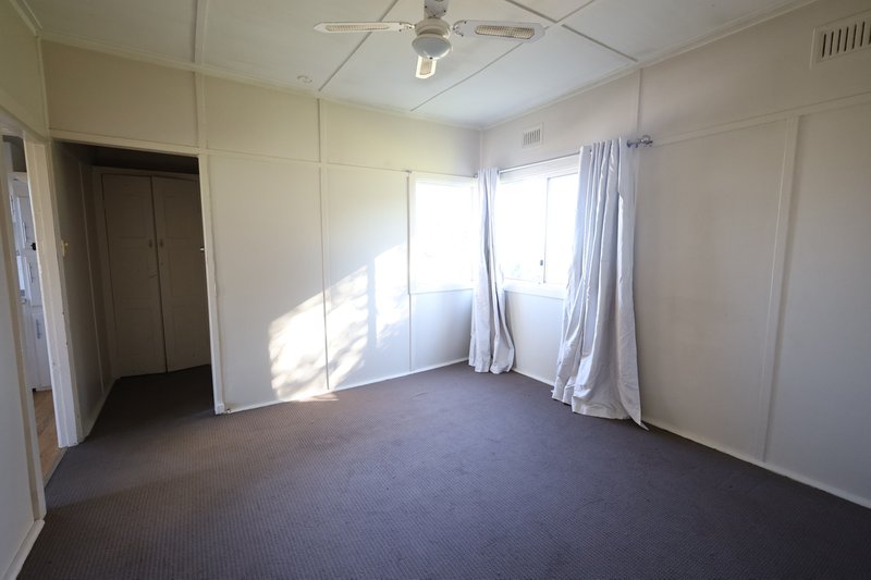 Photo - 24 Buna Street, Orange NSW 2800 - Image 5