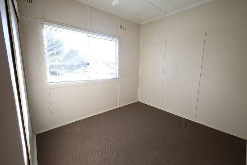 Photo - 24 Buna Street, Orange NSW 2800 - Image 6