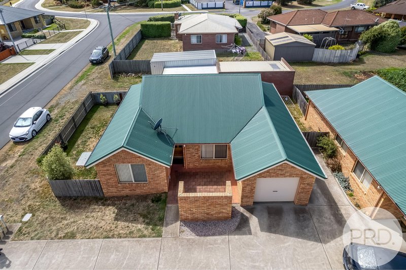 Photo - 2/4 Burnett Street, Sorell TAS 7172 - Image 3