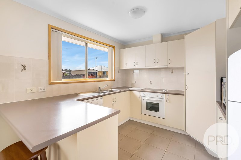 Photo - 2/4 Burnett Street, Sorell TAS 7172 - Image 11