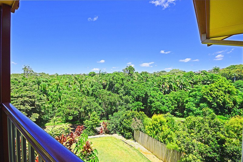 24 Bushland Drive, Banora Point NSW 2486