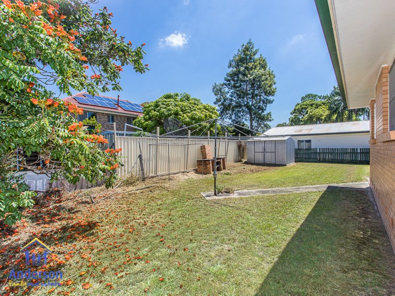 Photo - 24 Bywood Street, Sunnybank Hills QLD 4109 - Image 3