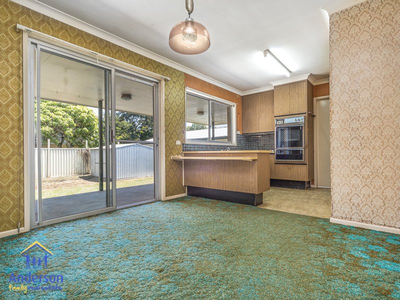 Photo - 24 Bywood Street, Sunnybank Hills QLD 4109 - Image 5