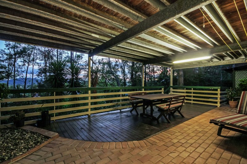 Photo - 24 Caesar Road, Ferny Hills QLD 4055 - Image 13