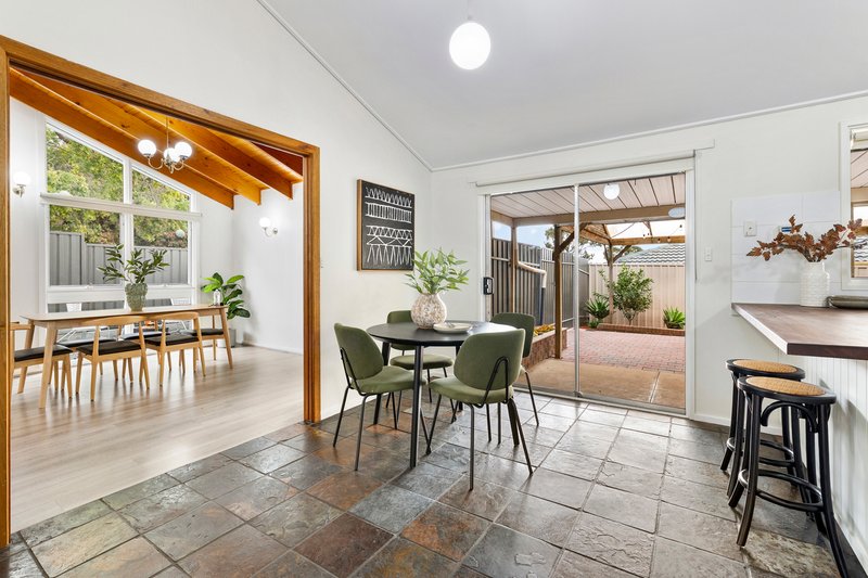 Photo - 24 Callitris Avenue, Surrey Downs SA 5126 - Image 7