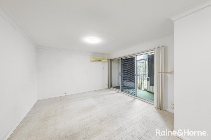 Photo - 2/4 Campbell Place, Nowra NSW 2541 - Image 6