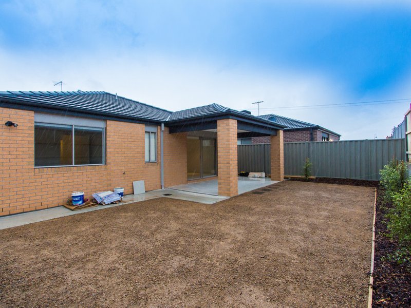 Photo - 24 Casper Place, Maddingley VIC 3340 - Image 16