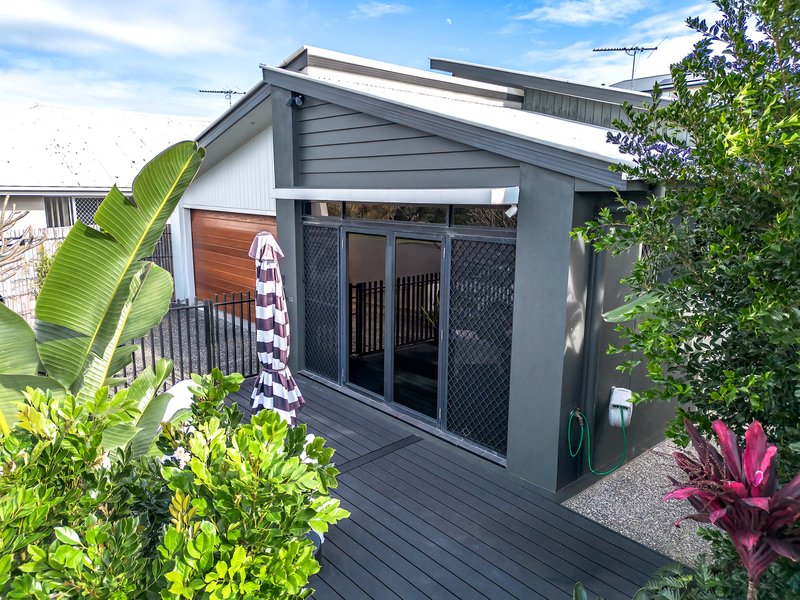 Photo - 24 Caspian Parade, Warner QLD 4500 - Image 3
