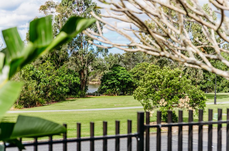 Photo - 24 Caspian Parade, Warner QLD 4500 - Image 5