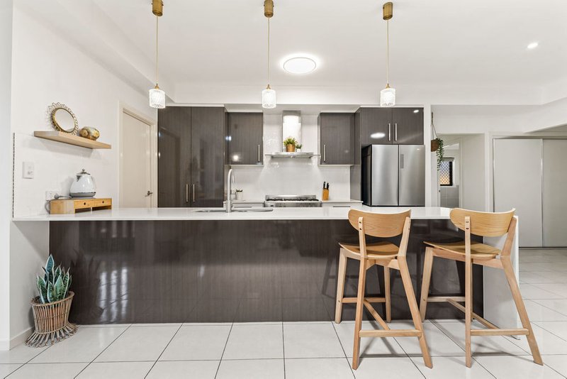 Photo - 24 Caspian Parade, Warner QLD 4500 - Image 10