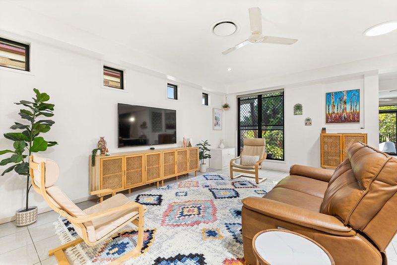 Photo - 24 Caspian Parade, Warner QLD 4500 - Image 18