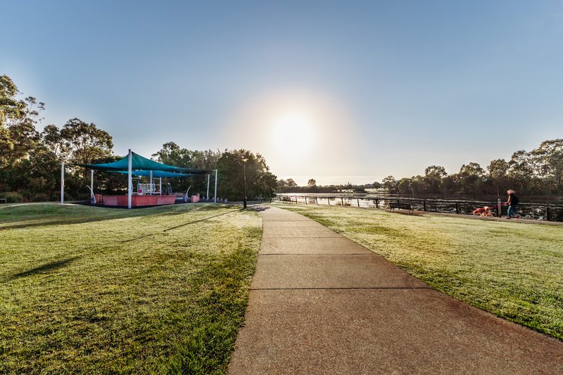 Photo - 24 Caspian Parade, Warner QLD 4500 - Image 29