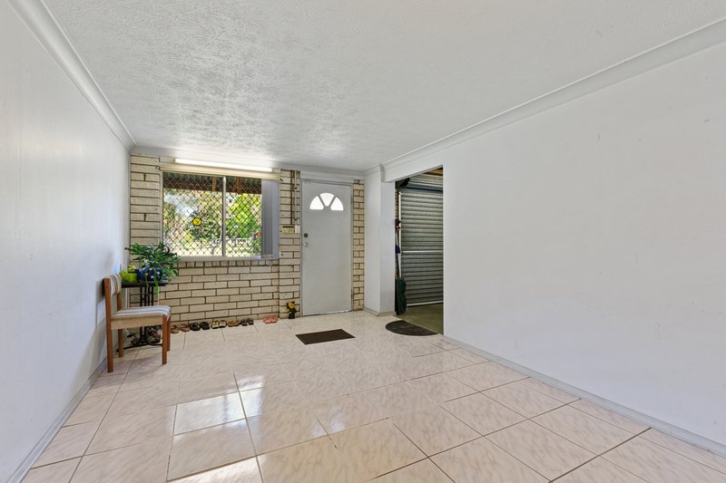 Photo - 24 Catalina Street, Loganlea QLD 4131 - Image 16