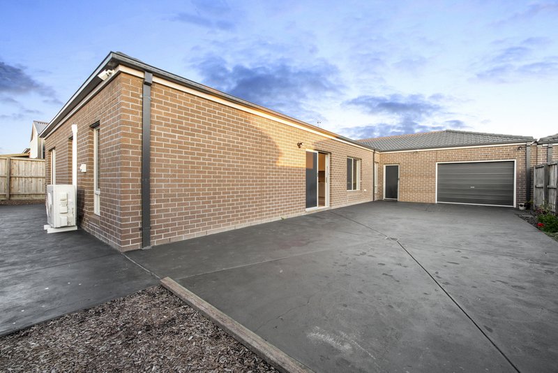 Photo - 24 Catani Avenue, Koo Wee Rup VIC 3981 - Image 13