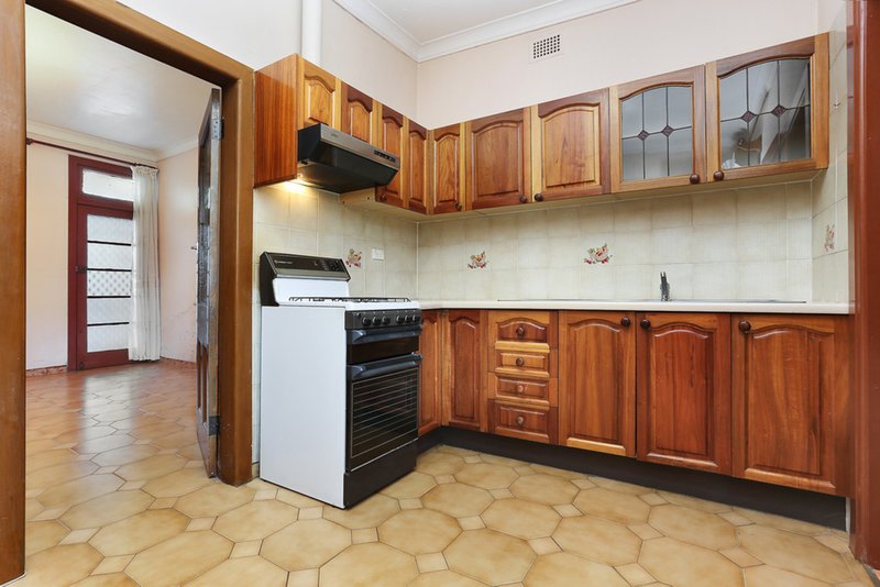 Photo - 24 Catherine Street, Leichhardt NSW 2040 - Image 4