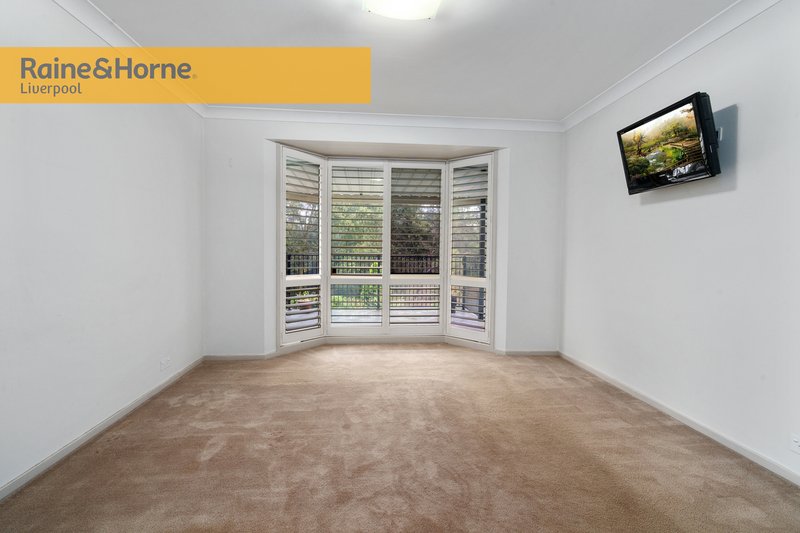 Photo - 24 Cato Way, Casula NSW 2170 - Image 12