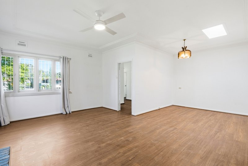 Photo - 24 Cecilia Street, Toongabbie NSW 2146 - Image 4