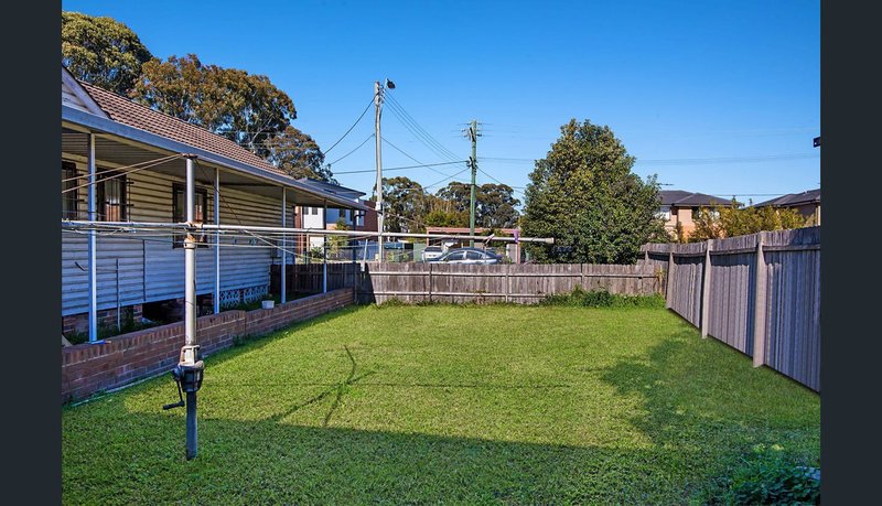 Photo - 24 Cecilia Street, Toongabbie NSW 2146 - Image 7