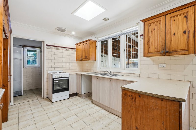 Photo - 24 Cecilia Street, Toongabbie NSW 2146 - Image 9