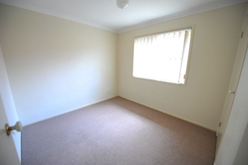 Photo - 24 Central Street, Forest Lake QLD 4078 - Image 6