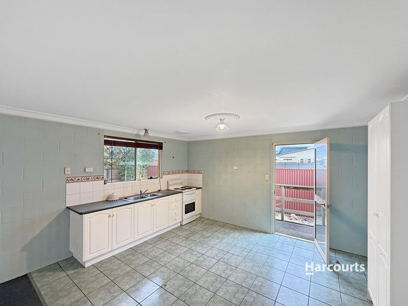 Photo - 2/4 Chablis Court, Latrobe TAS 7307 - Image 3