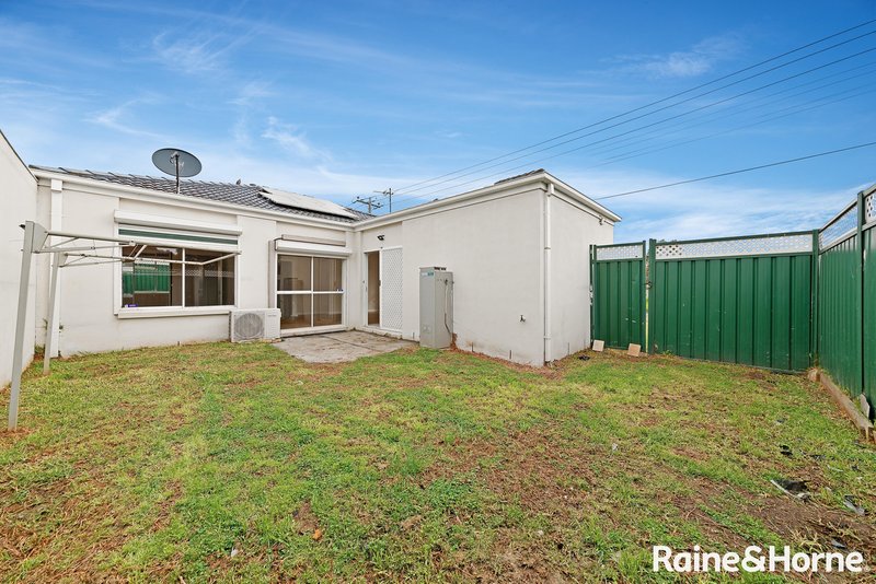 Photo - 24 Charles Street, St Albans VIC 3021 - Image 10